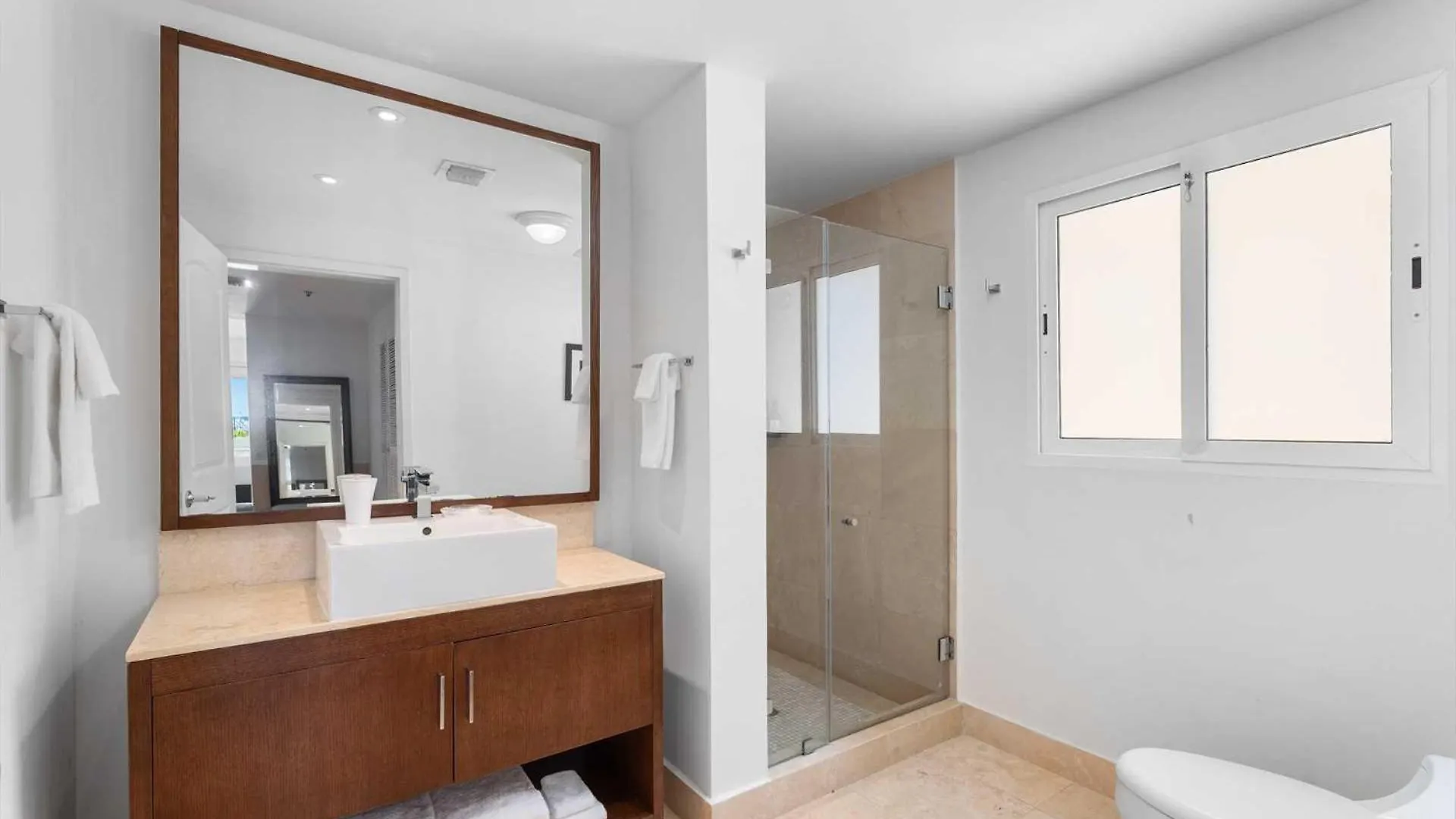 פאלם ביץ' Beachfront - Grand Regency 5Br Condo - Bg131 פאלם ביץ'